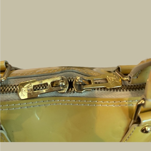 Louis Vuitton Vernis Alma PM – Citrine - Picture 3 of 16
